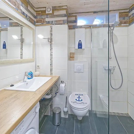 3-sterne Deichgraf C-3, Nordsee Mit Balkon, Parkplatz, Pool&sauna, Wlan Apartment Burhave